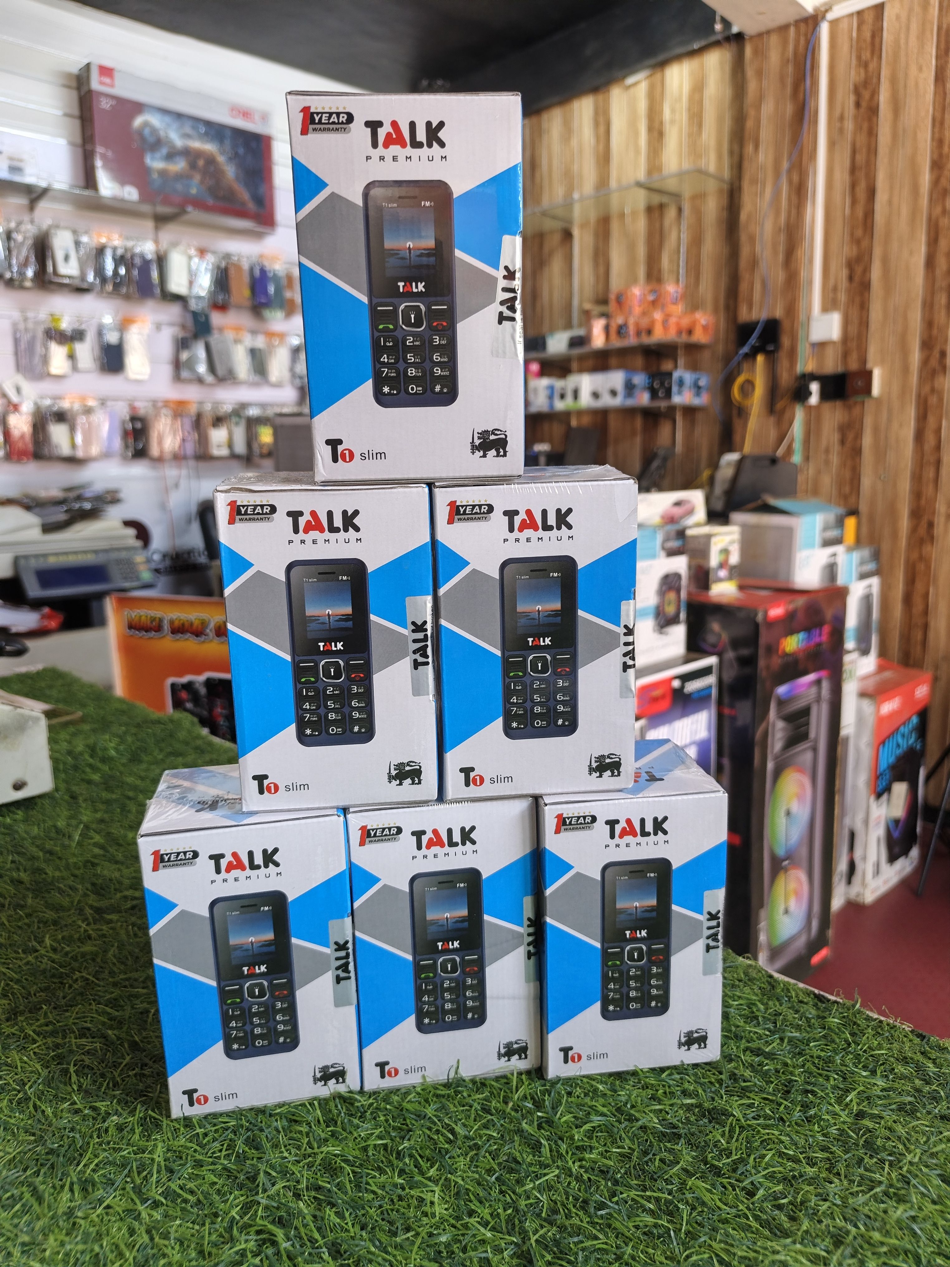 Talk T1 slim phone Triple Sim!