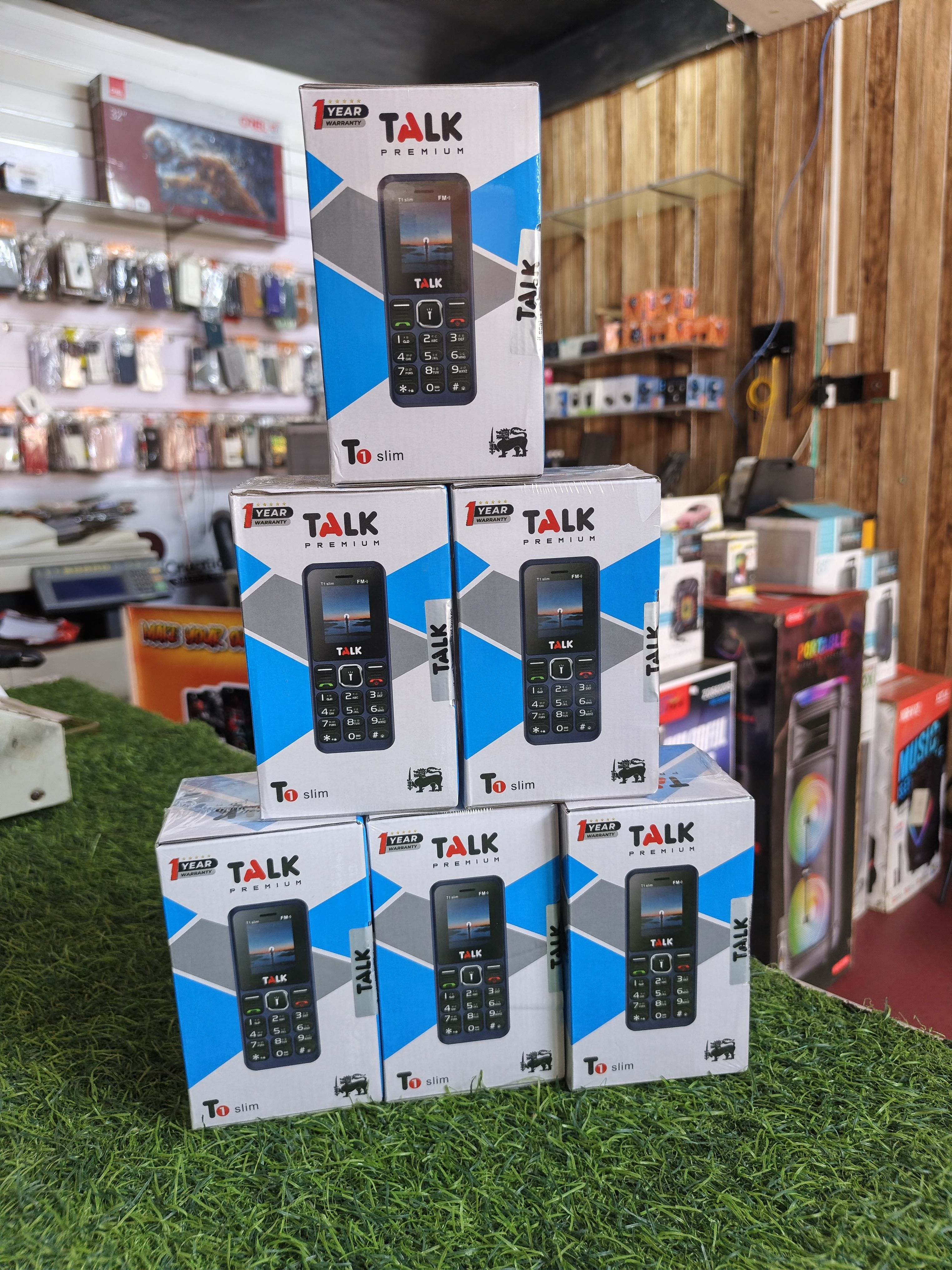 Talk T1 slim phone Triple Sim!