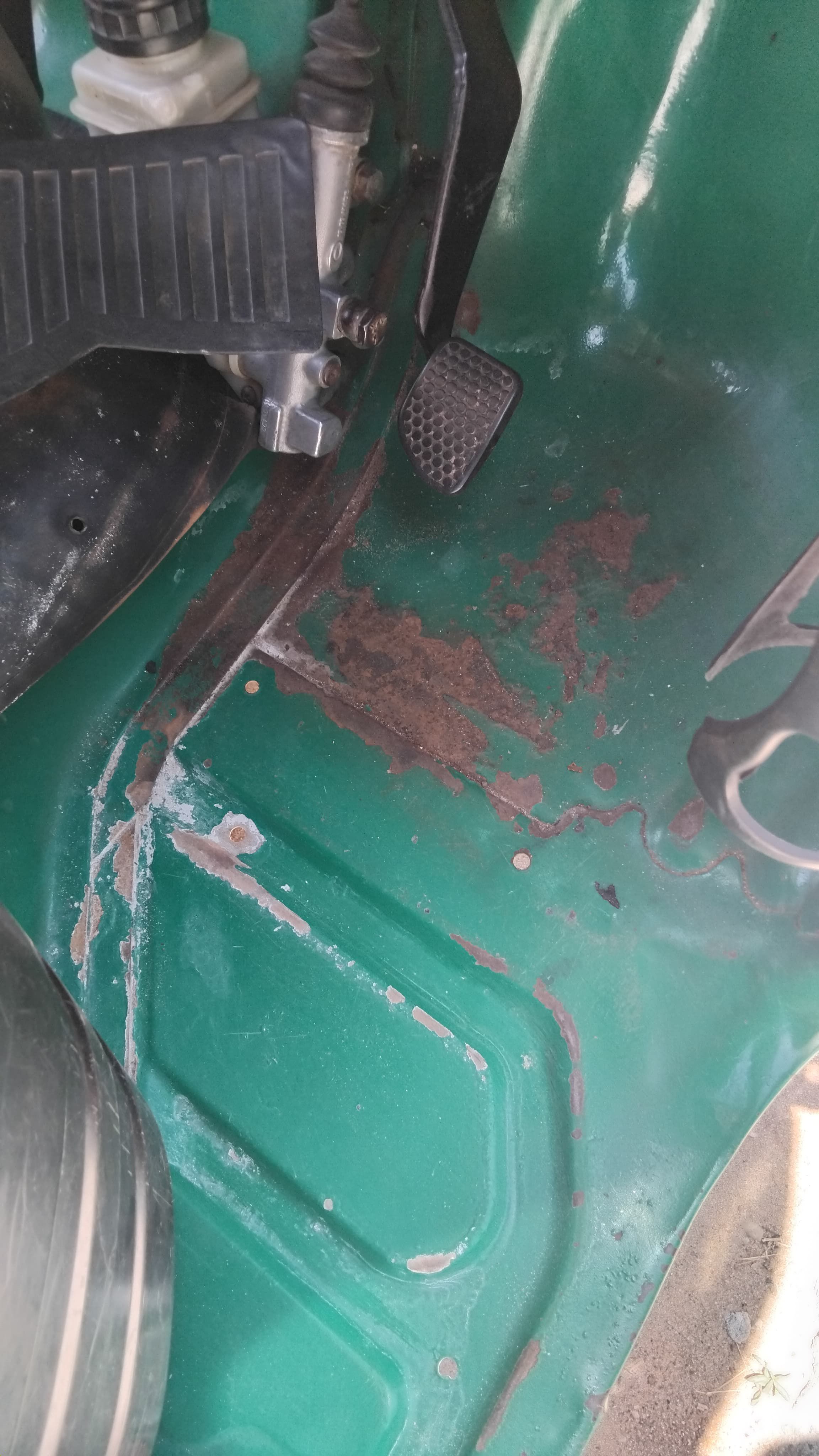 Bajaj three wheel sale