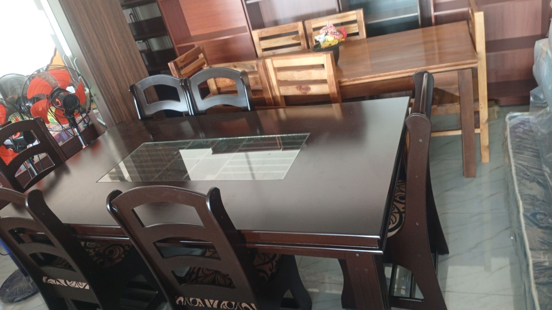 Dining table set