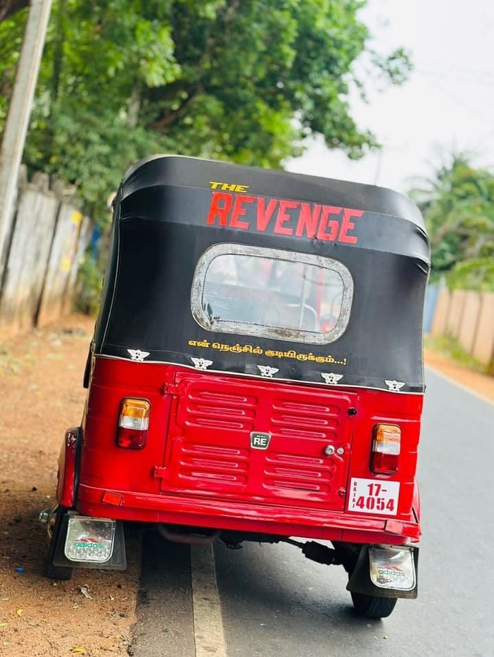 Three wheeler