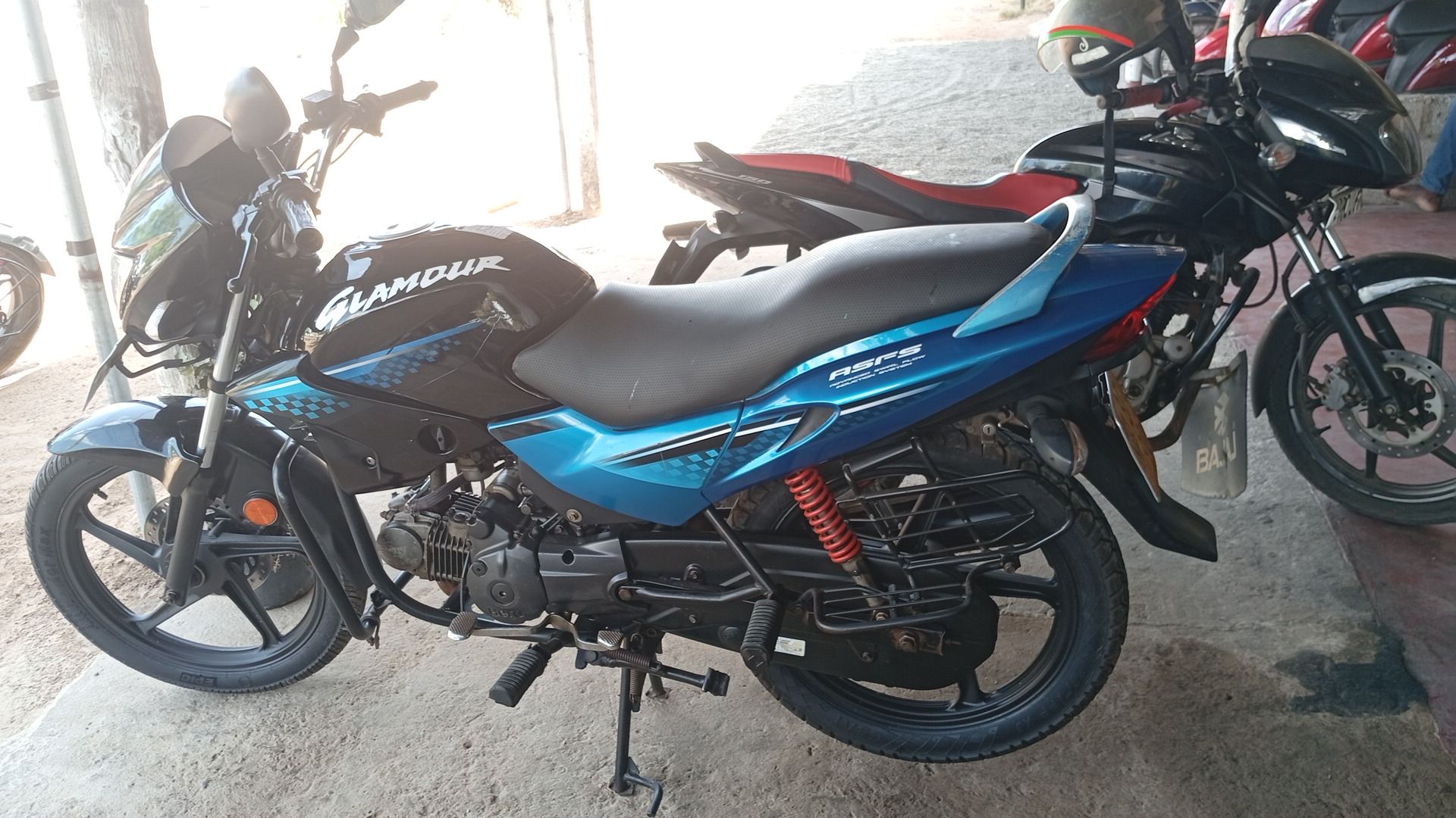 GLAMOUR bike