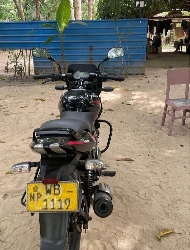 Pulsar 150