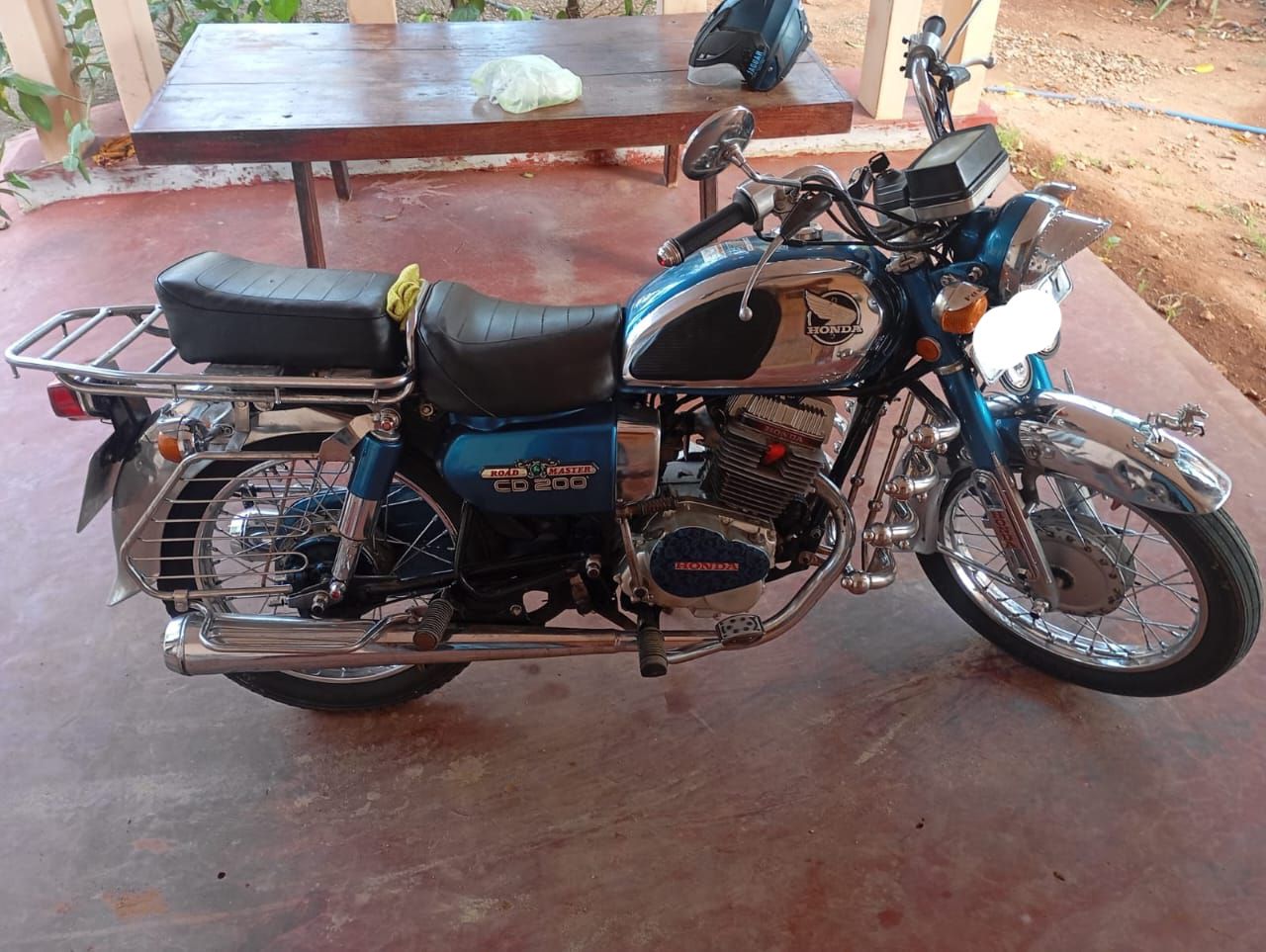 Honda  Roadmaster
