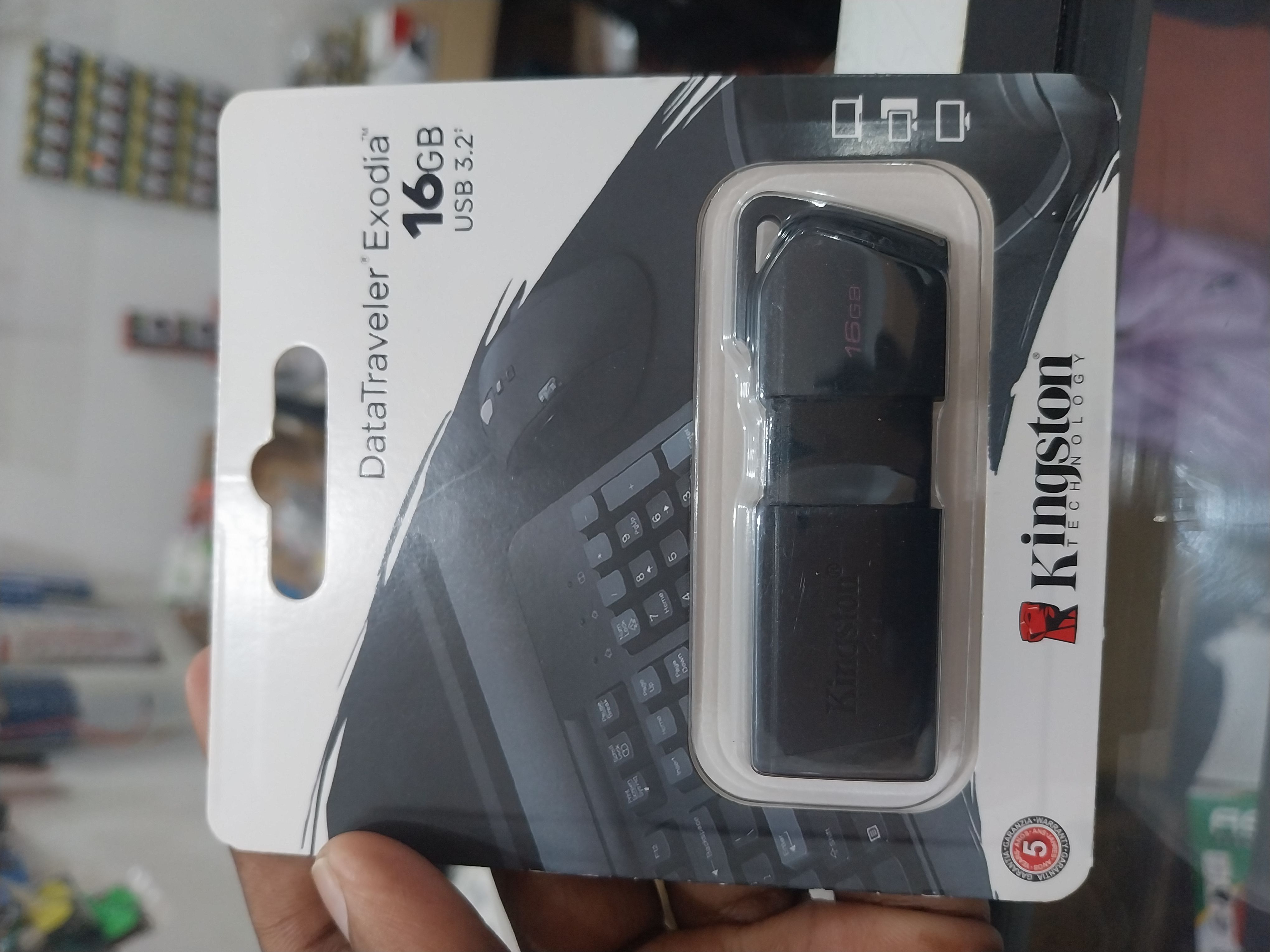 Kingston USB 16GB