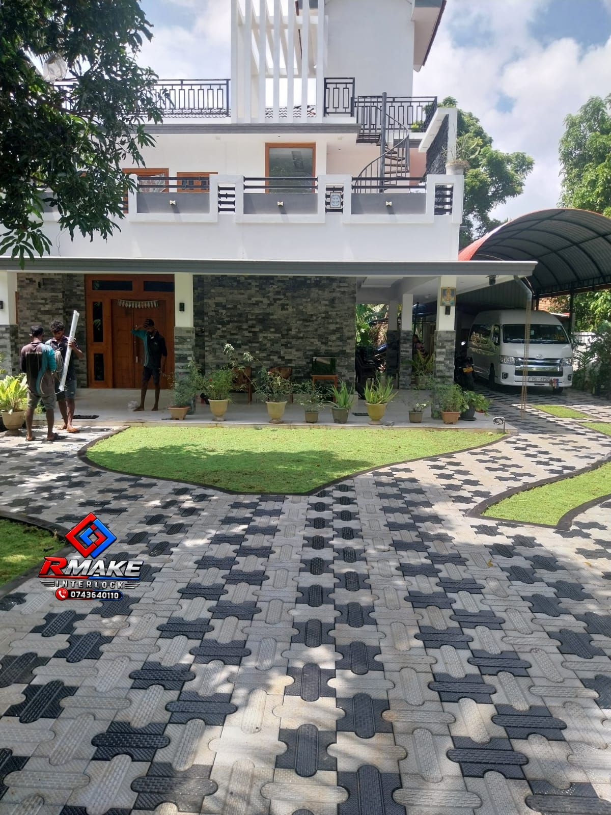 Interlock stone