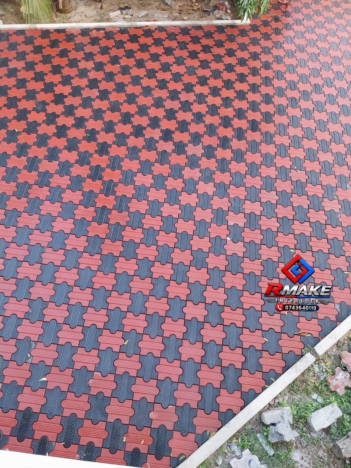 Interlock stone