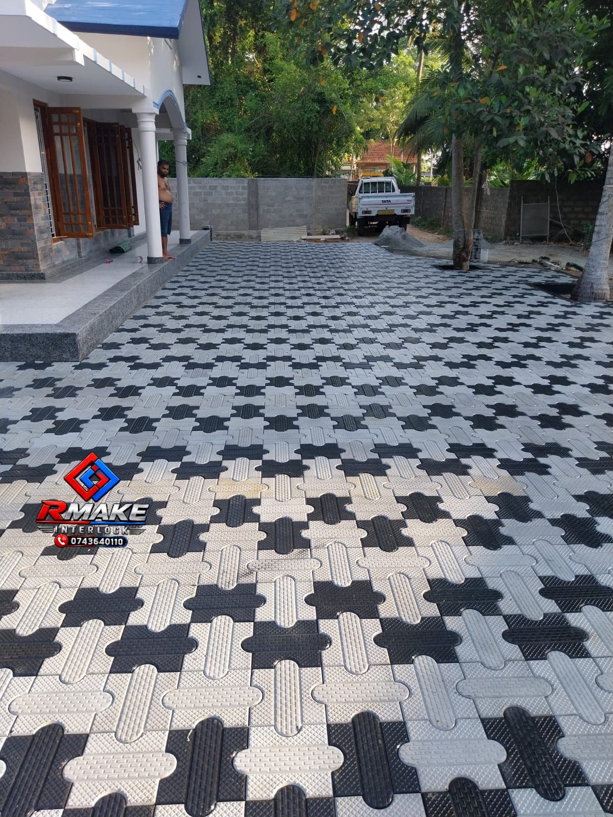 Interlock stone